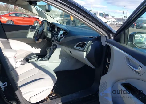 2013 Dodge Dart Sxt из США, поврежденный, VIN 1C3CDFBH9DD134242